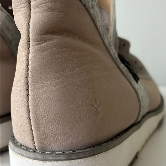 Emu Australia Women's Size 7 Perforated Summer boot Leather Pull On Shoes - Picture 10 of 16